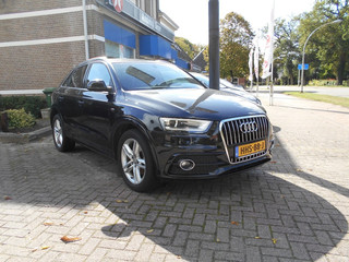 Audi Q3 1.4TFSi 150PK Aut. S-Edition Panoramadak