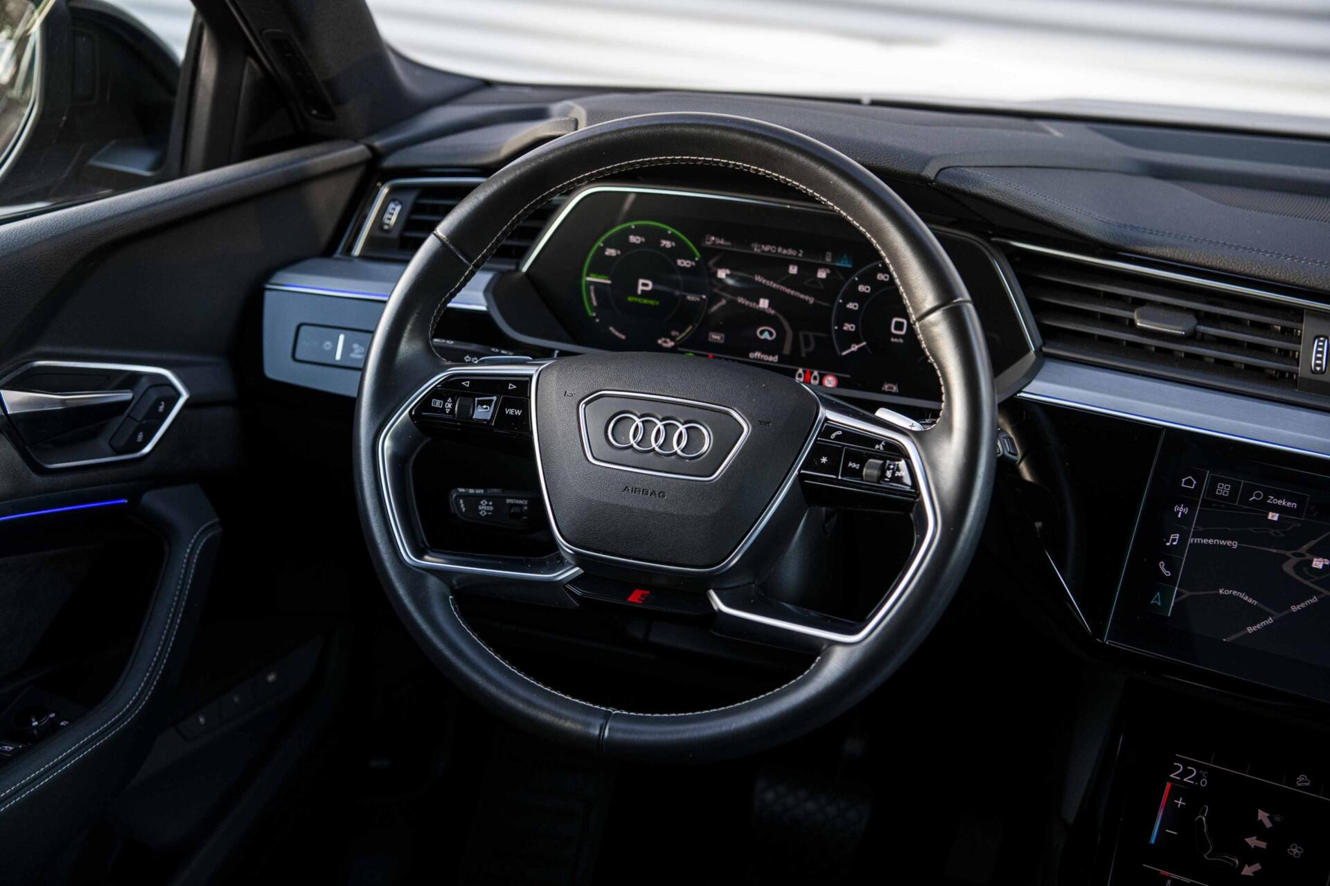 Hoofdafbeelding Audi e-tron