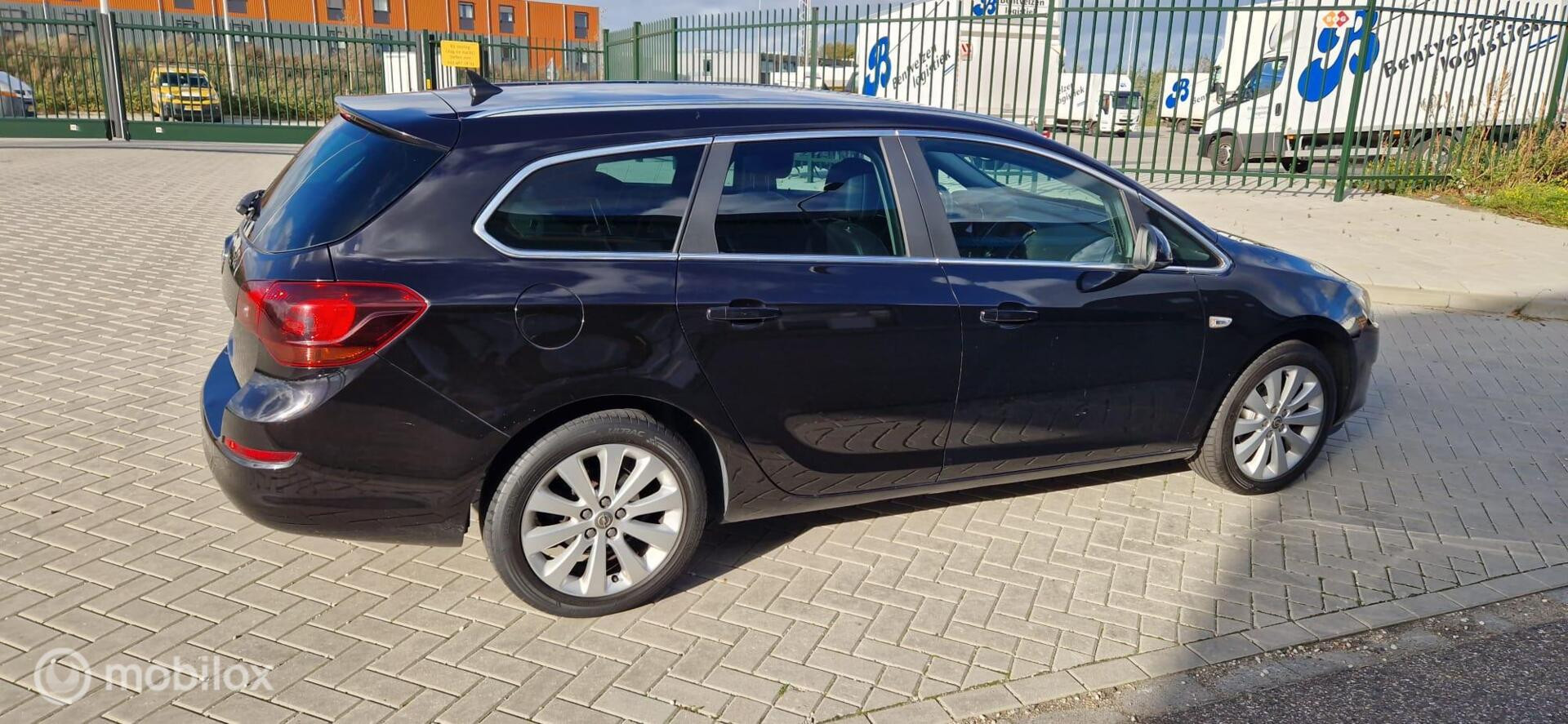 Hoofdafbeelding Opel Astra