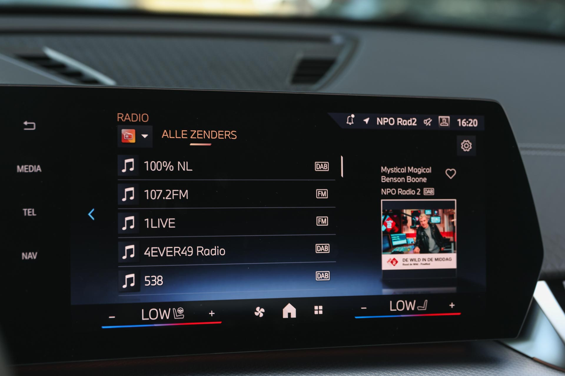 Hoofdafbeelding BMW iX2