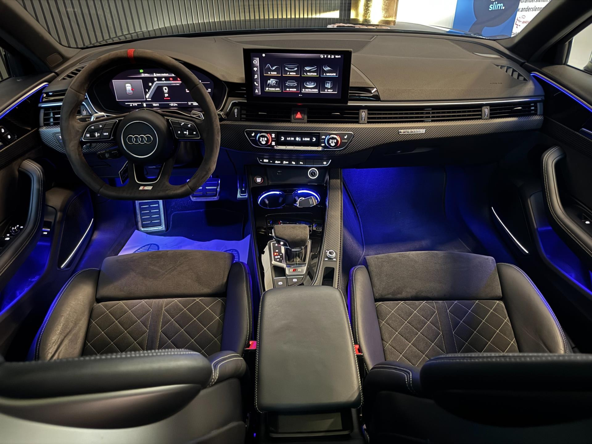 Hoofdafbeelding Audi S4