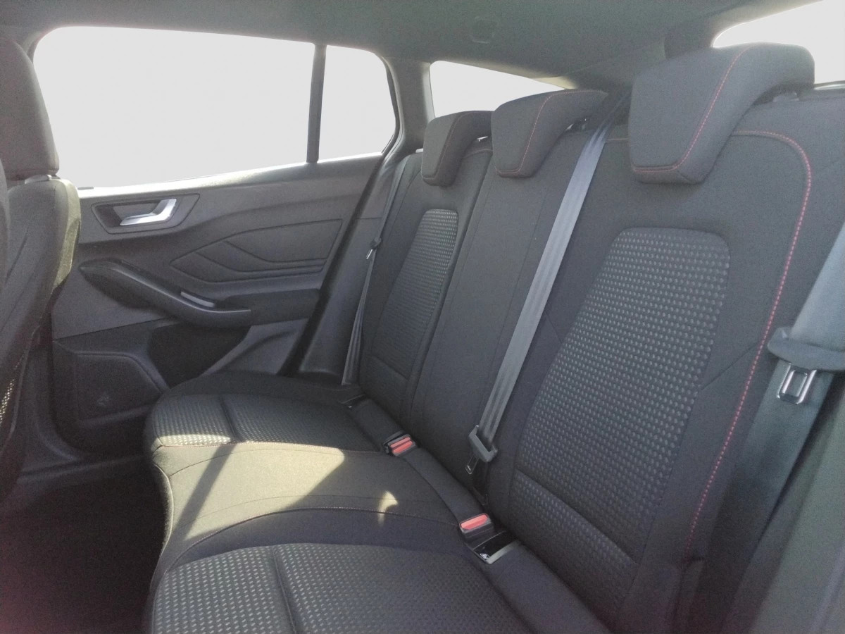 Ford-Focus-image-12
