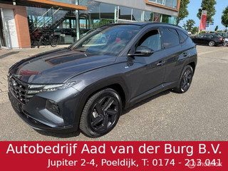 Hyundai Tucson 1.6T  BlackLine 4WD Automaat , Trekhaak 1.650kg Trekgewicht ,  Panorama Dak , Stoel & Stuur verwarming ,  Navigatie & Camera , Parkeerhulp voor & achter, Keyless entry , Electr Achter klep , IQ telefoonlader