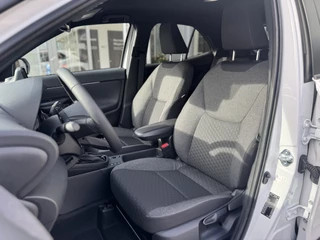 Toyota Yaris Cross Toyota Yaris Cross 1.5 Hybrid 130 Style Edition Parkeersensoren V+A, Dodehoeksensor, Navigatie , All-in Rijklaarprijs - afbeelding nr 5