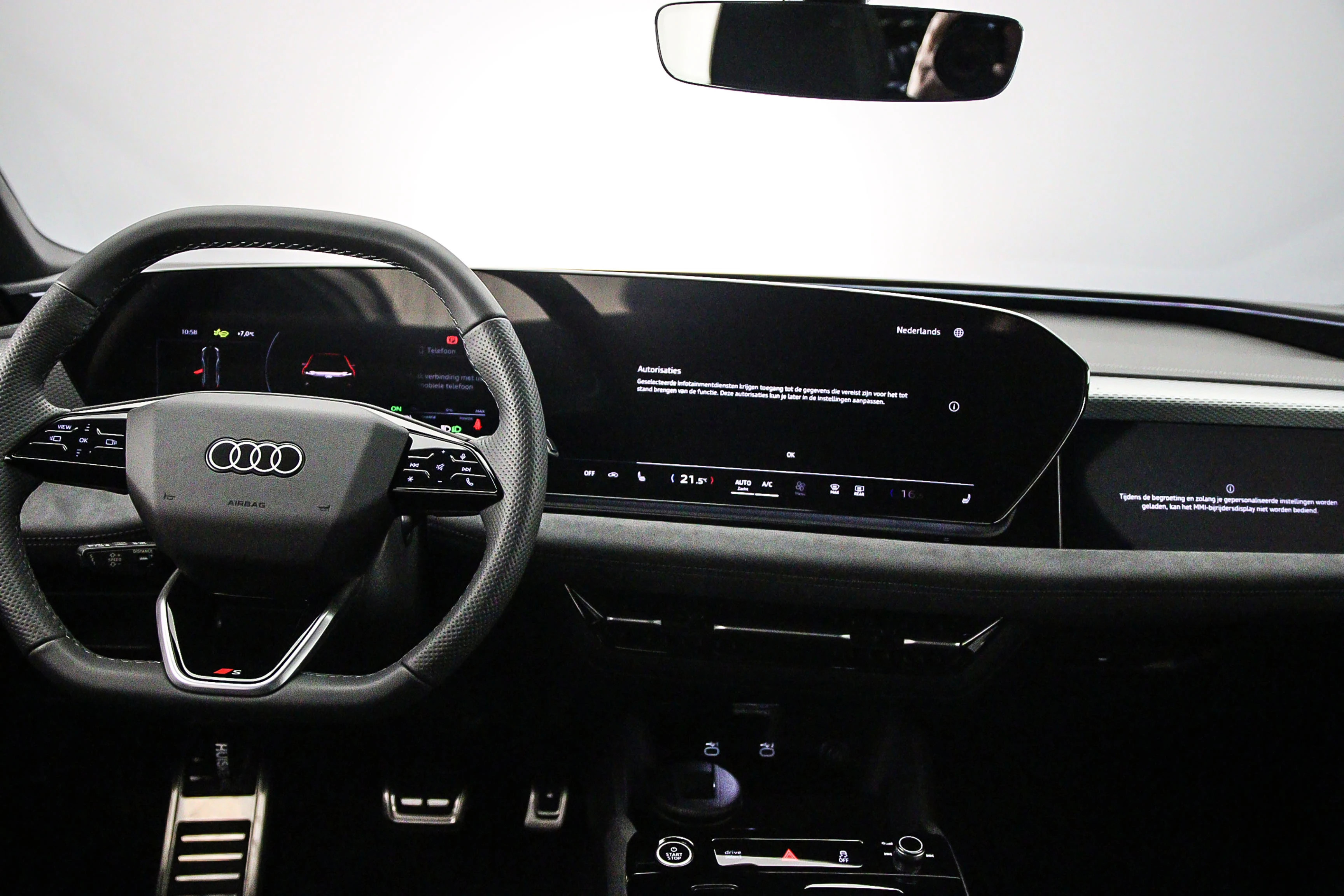 Hoofdafbeelding Audi A6 Avant e-tron