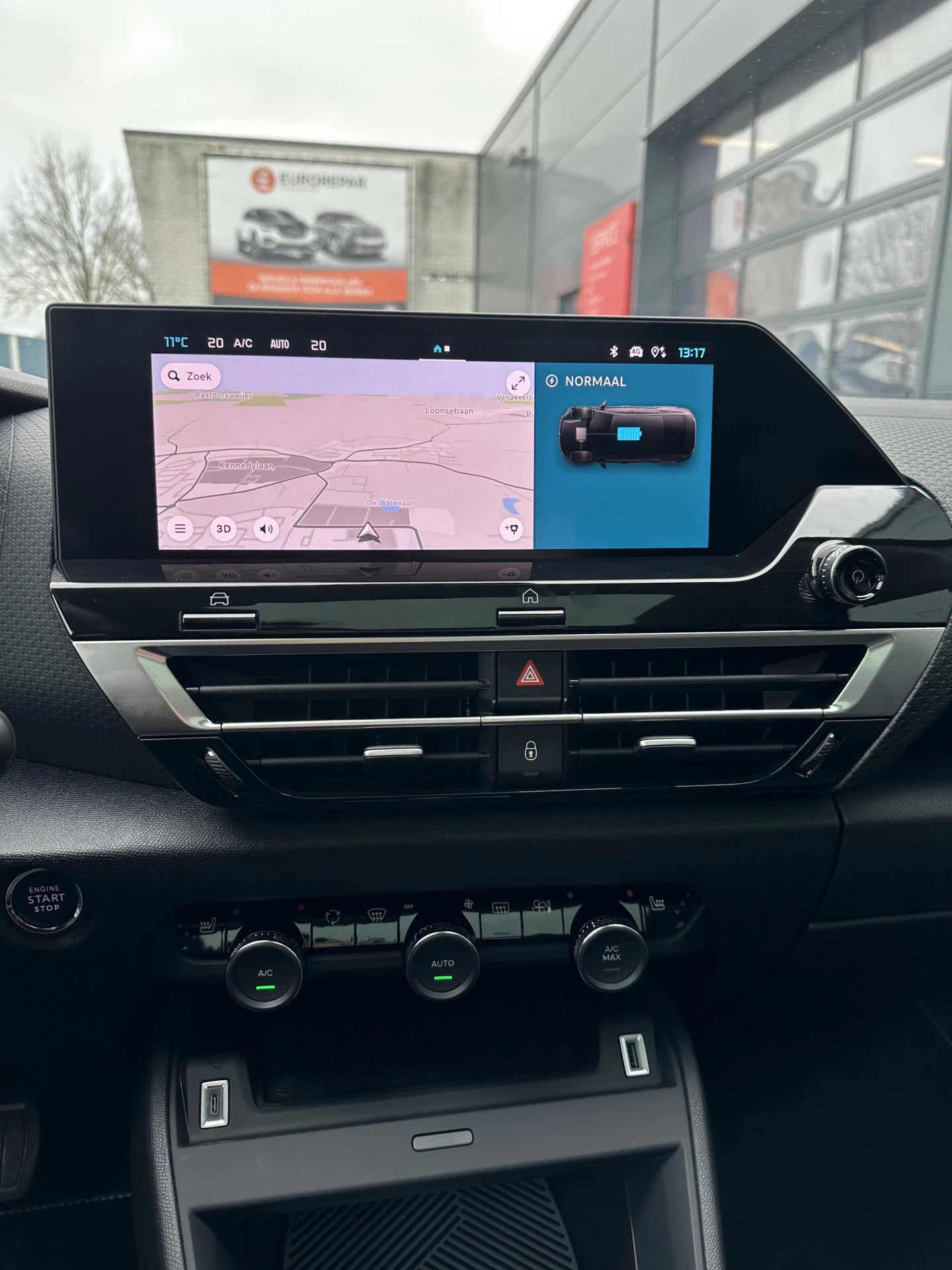 Hoofdafbeelding Citroën ë-C4 X