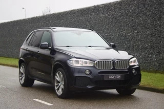 BMW X5 40d M Pakket | Grijs Kentek - Comfort  - Pano - Marge