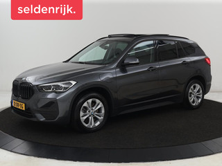 Hoofdafbeelding BMW X1 BMW X1 Xdrive25e Edrive Edition | Panoramadak |  Stoelverwarming | Full LED | Navigatie | Climate control | Parkeerhulp | Cruise control | PHEV | Plug In