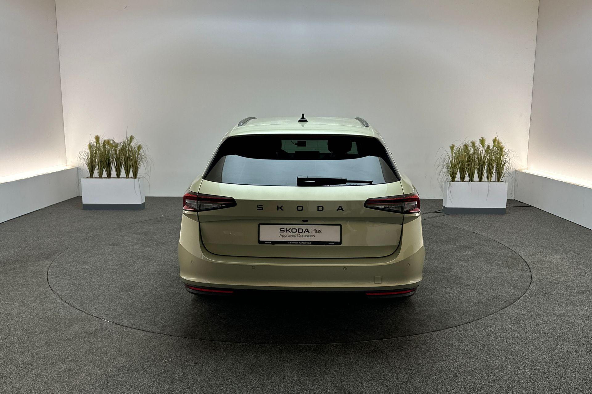 Hoofdafbeelding Škoda Superb