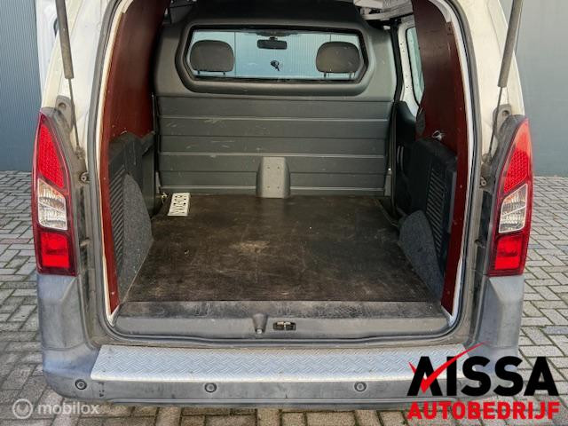 Hoofdafbeelding Peugeot Partner