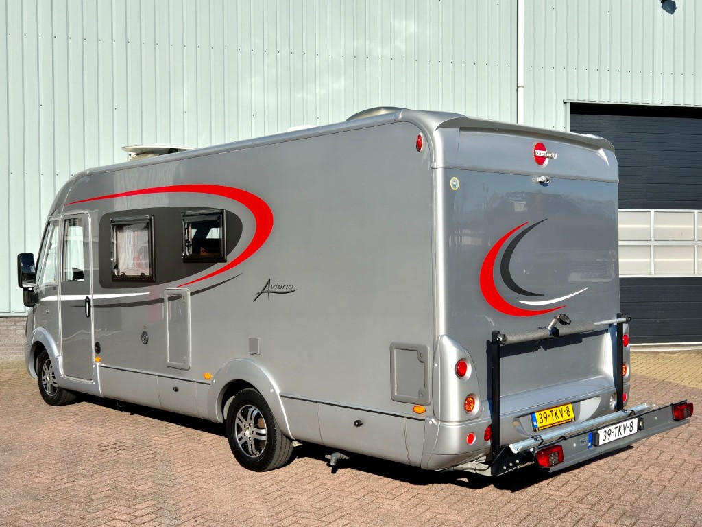 Hoofdafbeelding Bürstner Aviano I684 Zeer Complete Camper