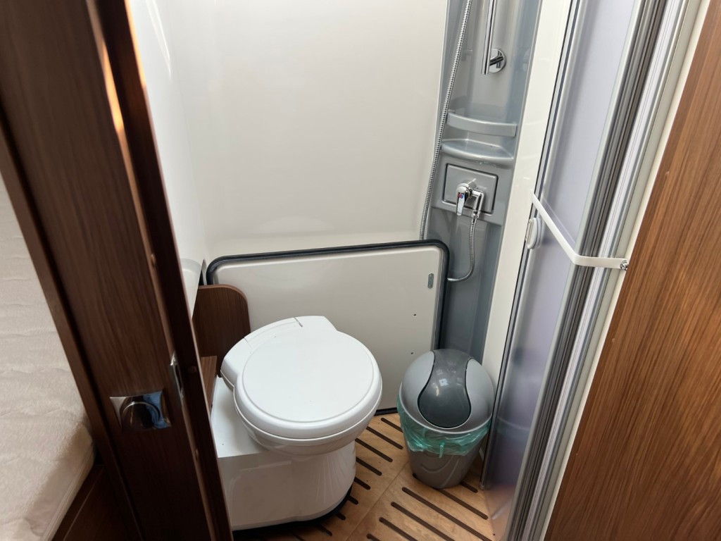 Hoofdafbeelding Niesmann+Bischoff Arto-66l