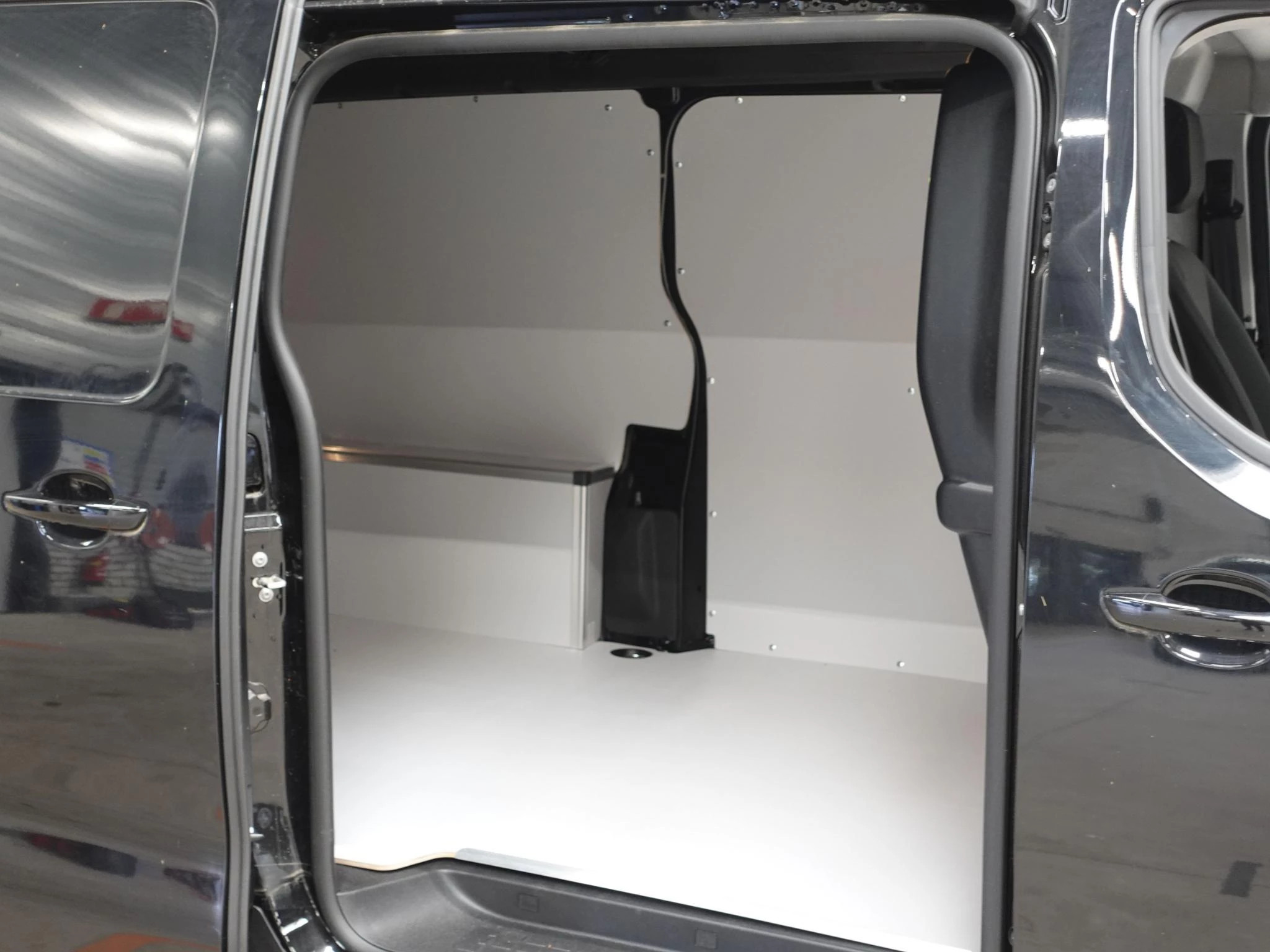 Hoofdafbeelding Peugeot e-Expert