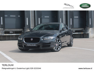Hoofdafbeelding Jaguar XE Jaguar XE 2.0 Portfolio