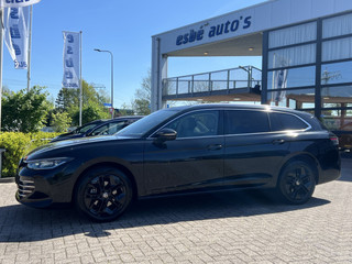 Volkswagen Passat Volkswagen Passat Variant 1.5 eTSI 150 pk Elegance Business Navigatie Panoramadak Trekhaak IQ Light Leder Elek Stoelen + Verwarming + Koeling + Massage 360 Camera Extra Getint Glas Vol Opties BTW Auto MHEV - afbeelding nr 2