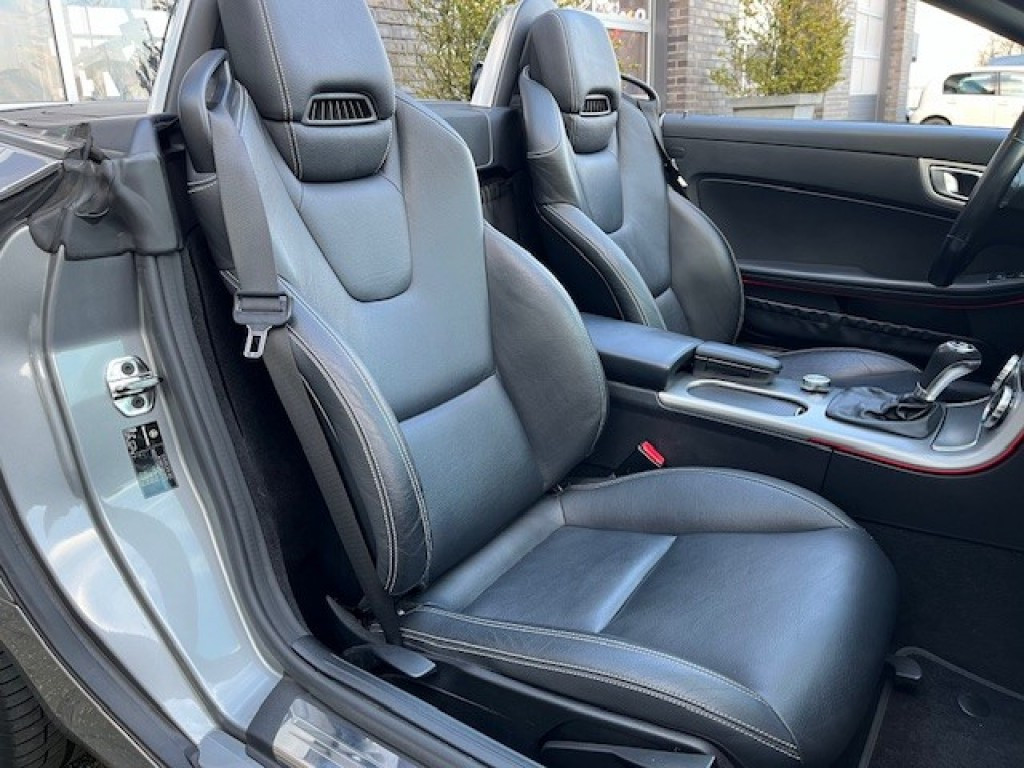 Hoofdafbeelding Mercedes-Benz SLK