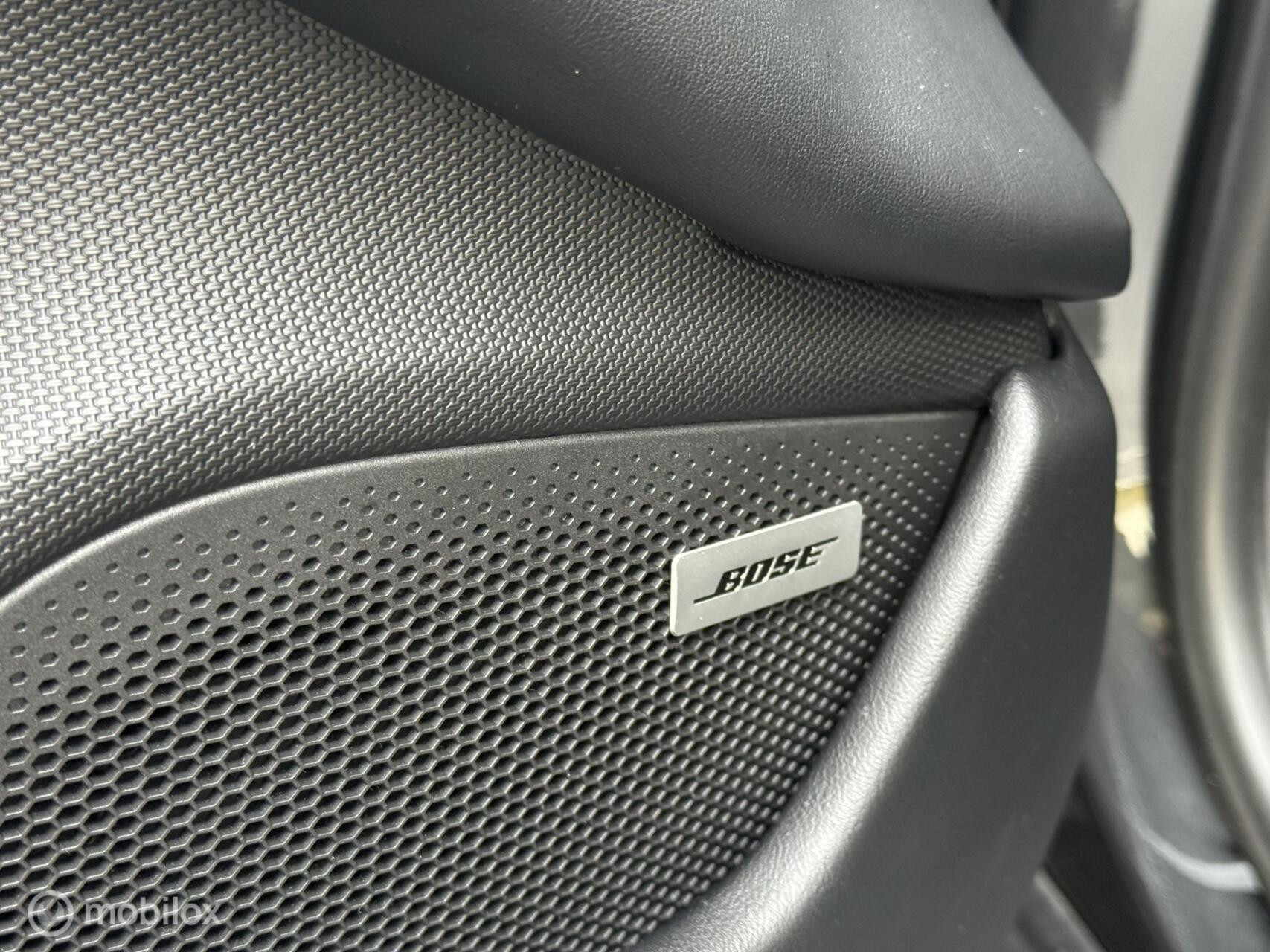 Hoofdafbeelding Porsche Taycan