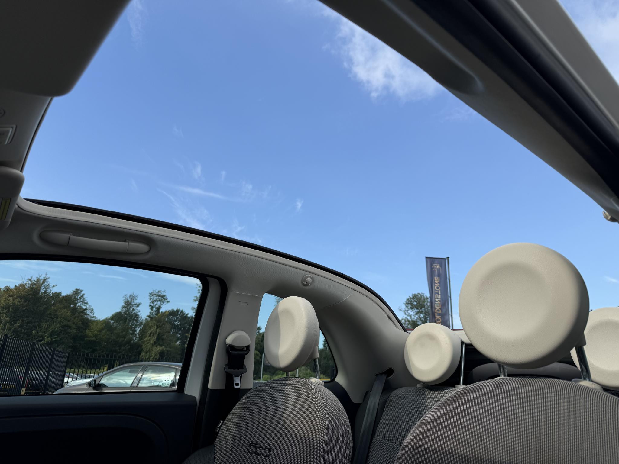 Hoofdafbeelding Fiat 500C