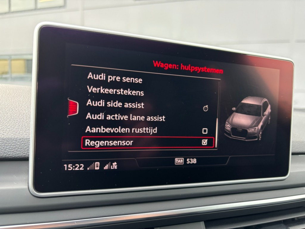 Hoofdafbeelding Audi S4