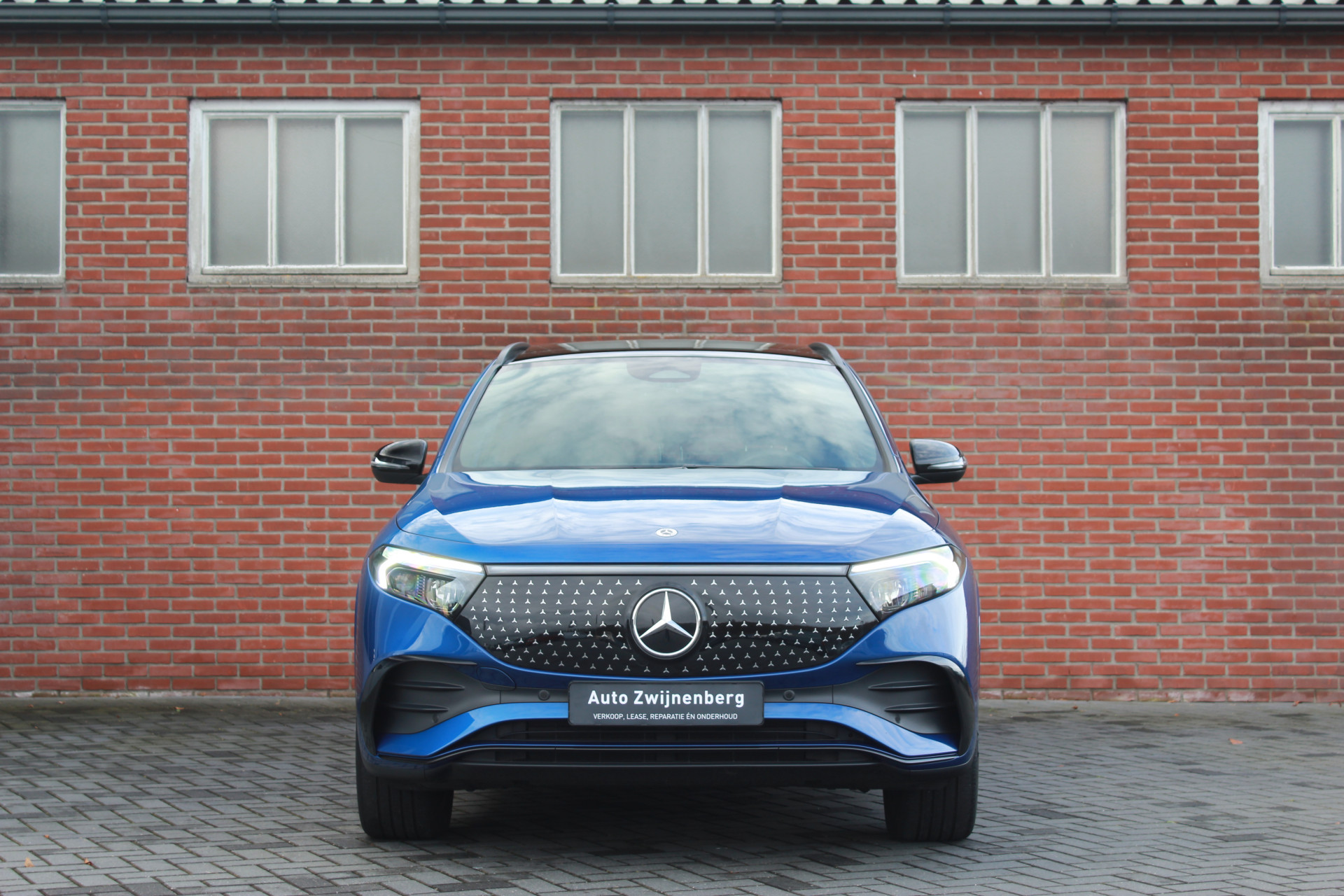 Hoofdafbeelding Mercedes-Benz EQA
