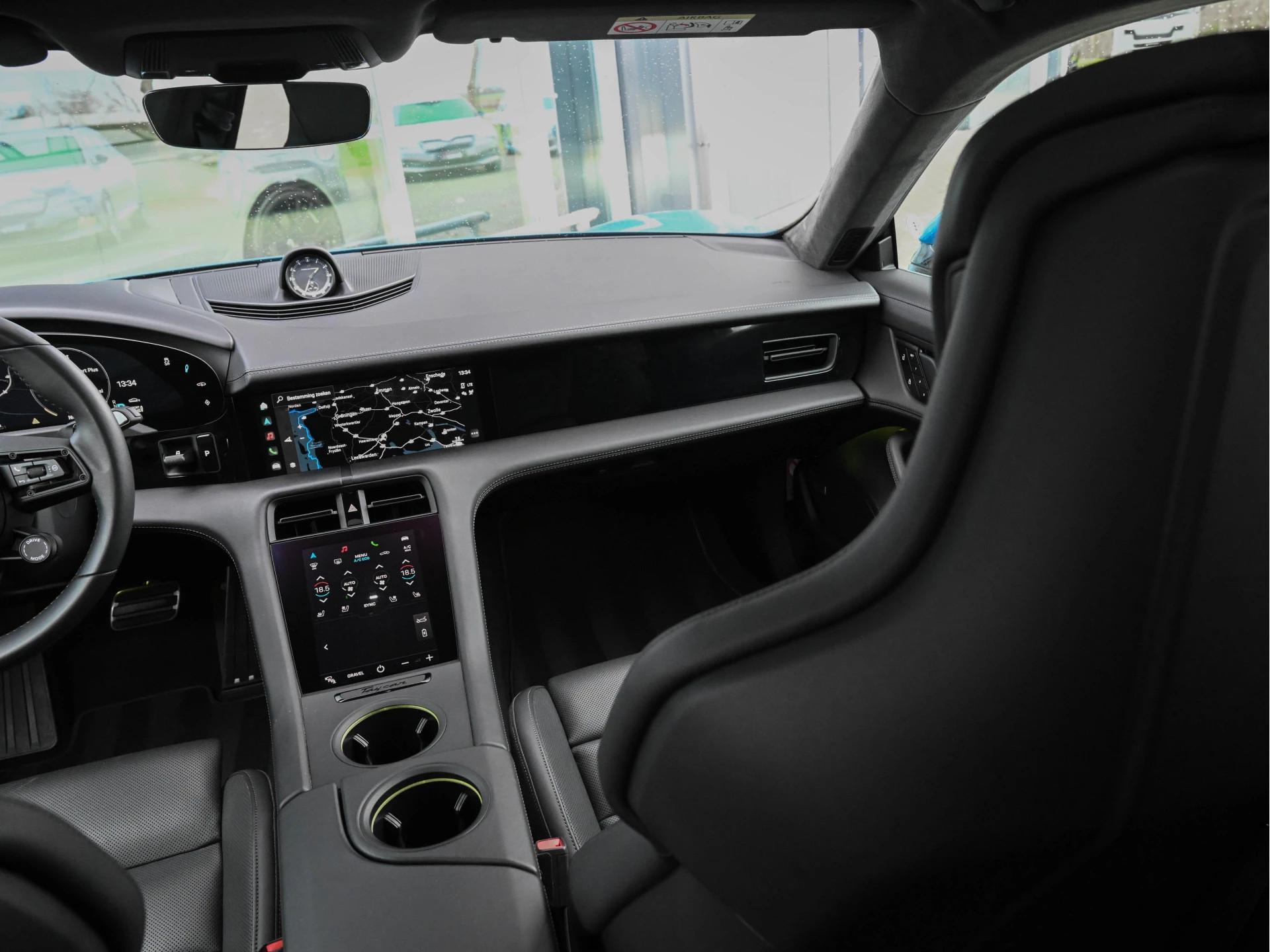 Hoofdafbeelding Porsche Taycan