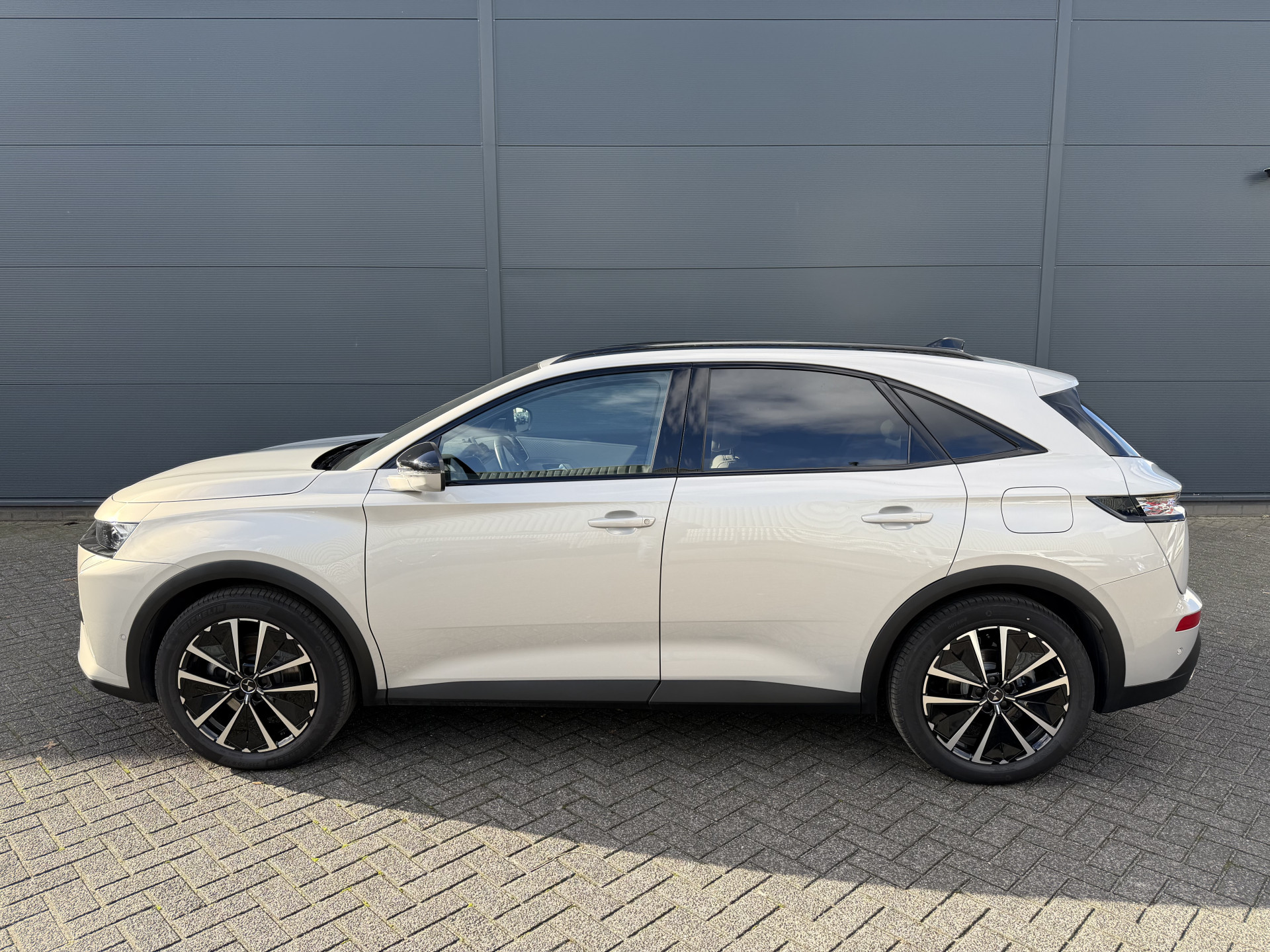 Hoofdafbeelding DS DS 7