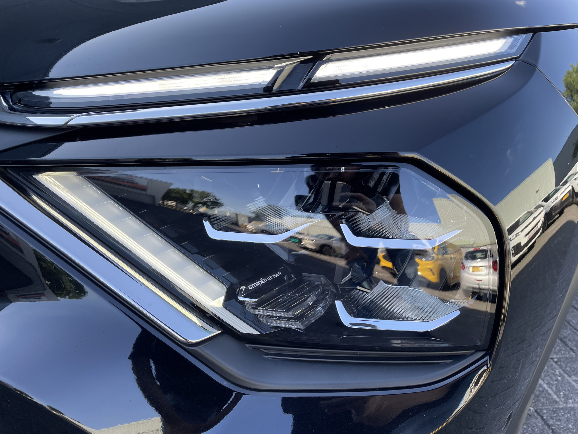 Hoofdafbeelding Citroën ë-C4