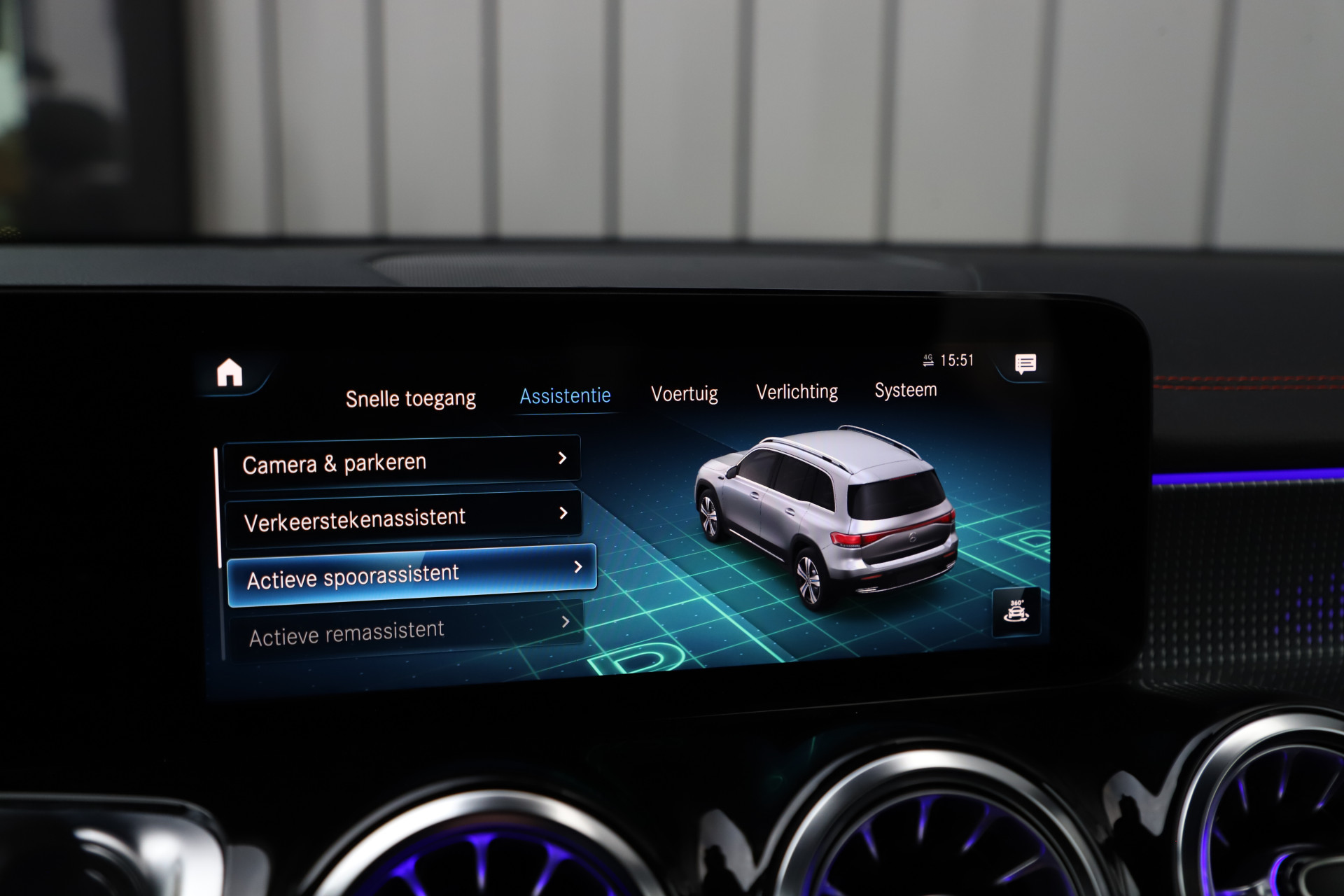 Hoofdafbeelding Mercedes-Benz EQB