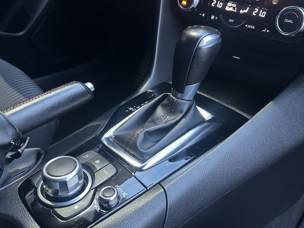 Hoofdafbeelding Mazda 3