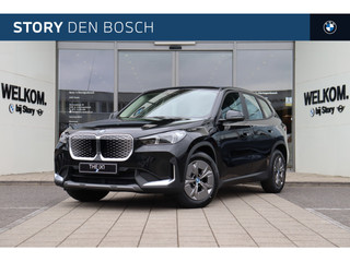 BMW iX1 eDrive20 67 kWh / Adaptieve LED / Comfort Access / Parking Assistant / Stoelverwarming