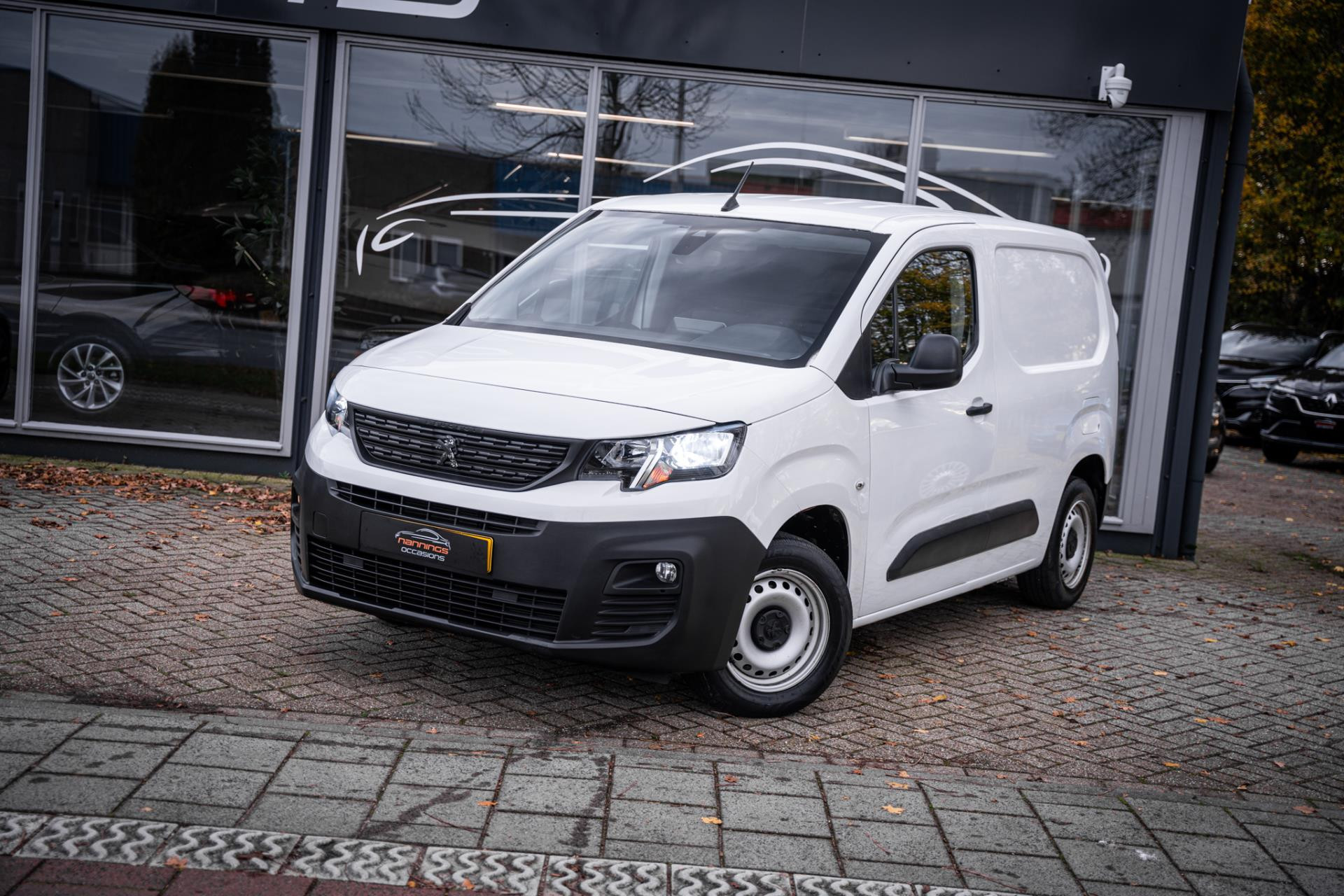 Hoofdafbeelding Peugeot Partner