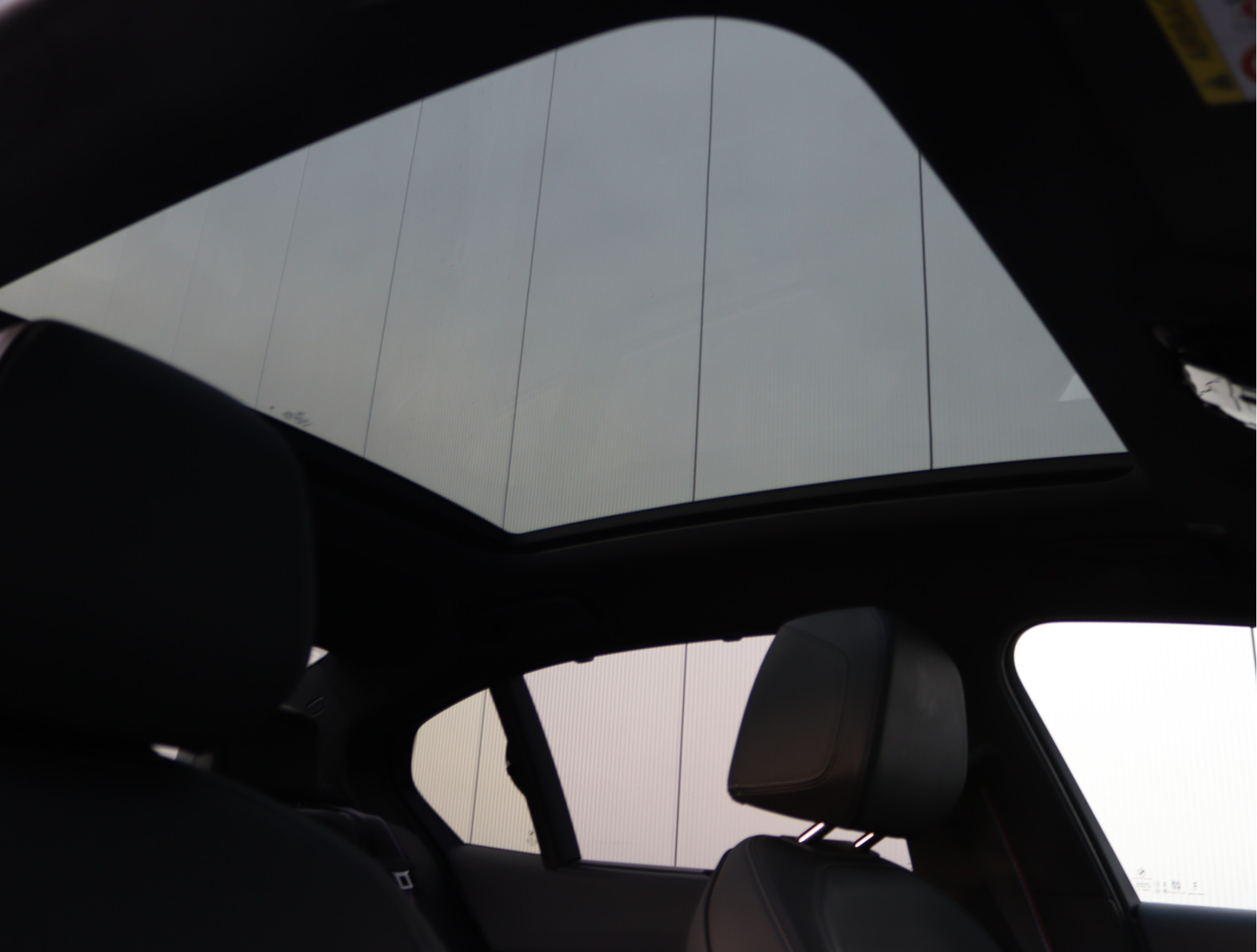 Hoofdafbeelding BMW i5