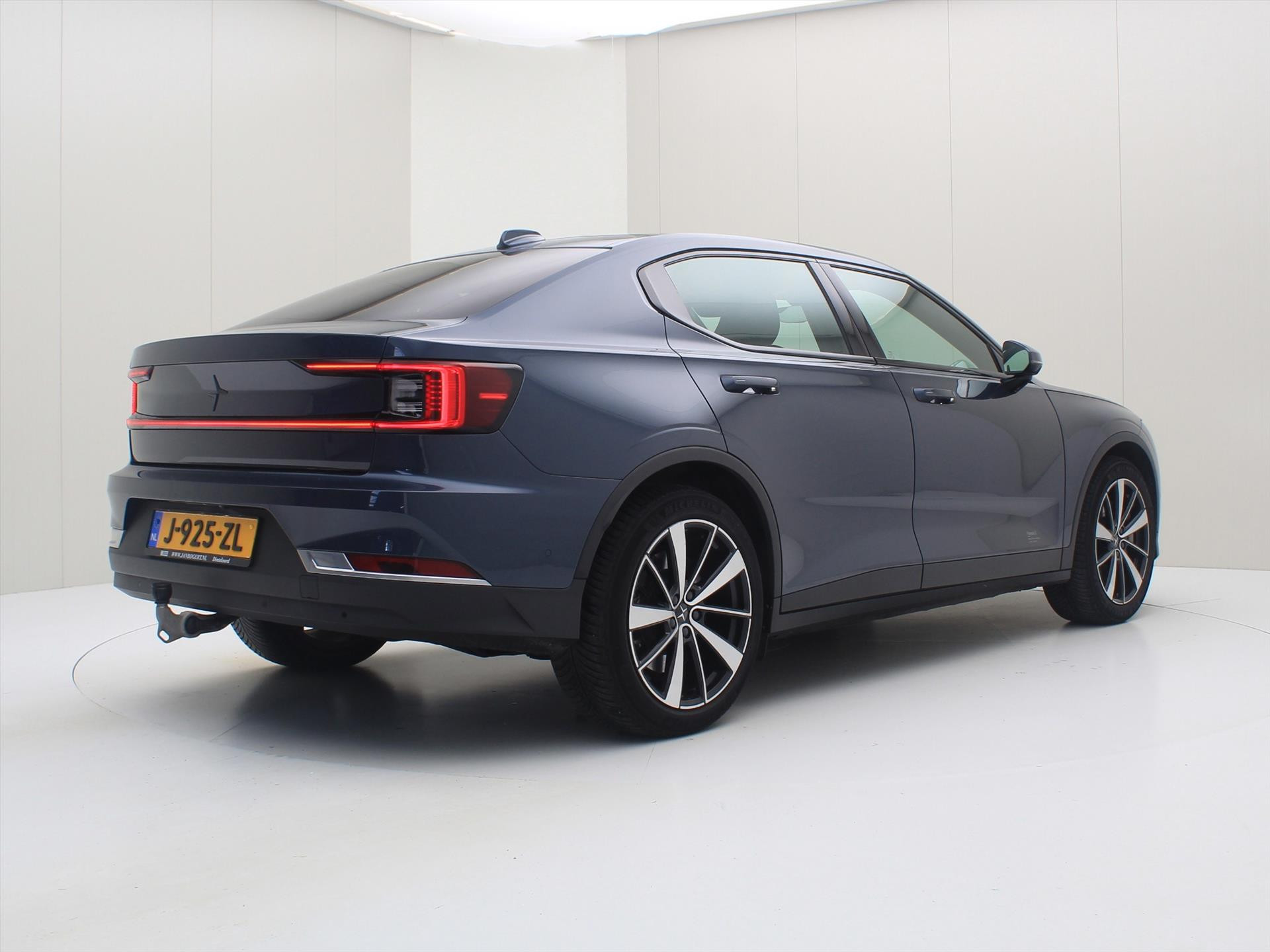 Hoofdafbeelding Polestar 2