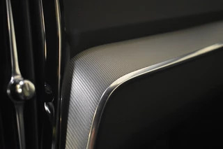 Volvo V60 Volvo V60 T6 350PK AWD PLUS DARK | HEICO spoiler | Trekhaak | Styling pack - afbeelding nr 17