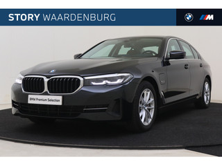 BMW 5 Serie 530e xDrive High Executive Automaat / Bowers & Wilkins / Live Cockpit Professional / Stoelverwarming / Comfortstoelen