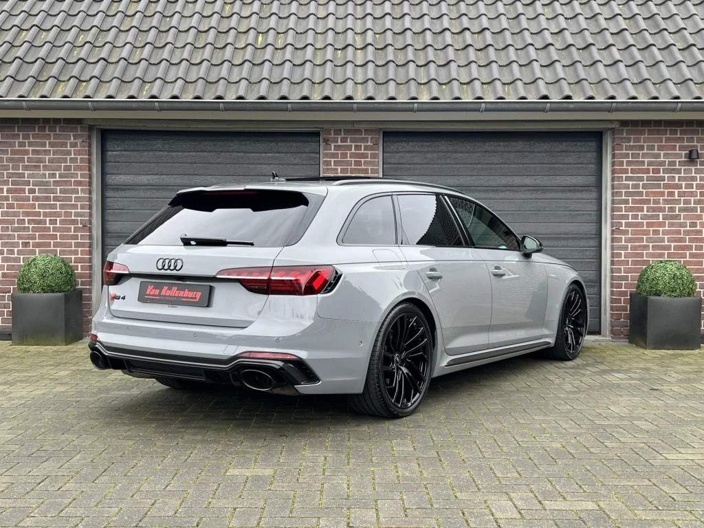 Hoofdafbeelding Audi RS4