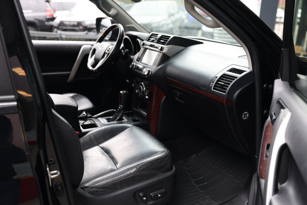 Hoofdafbeelding Toyota Land Cruiser