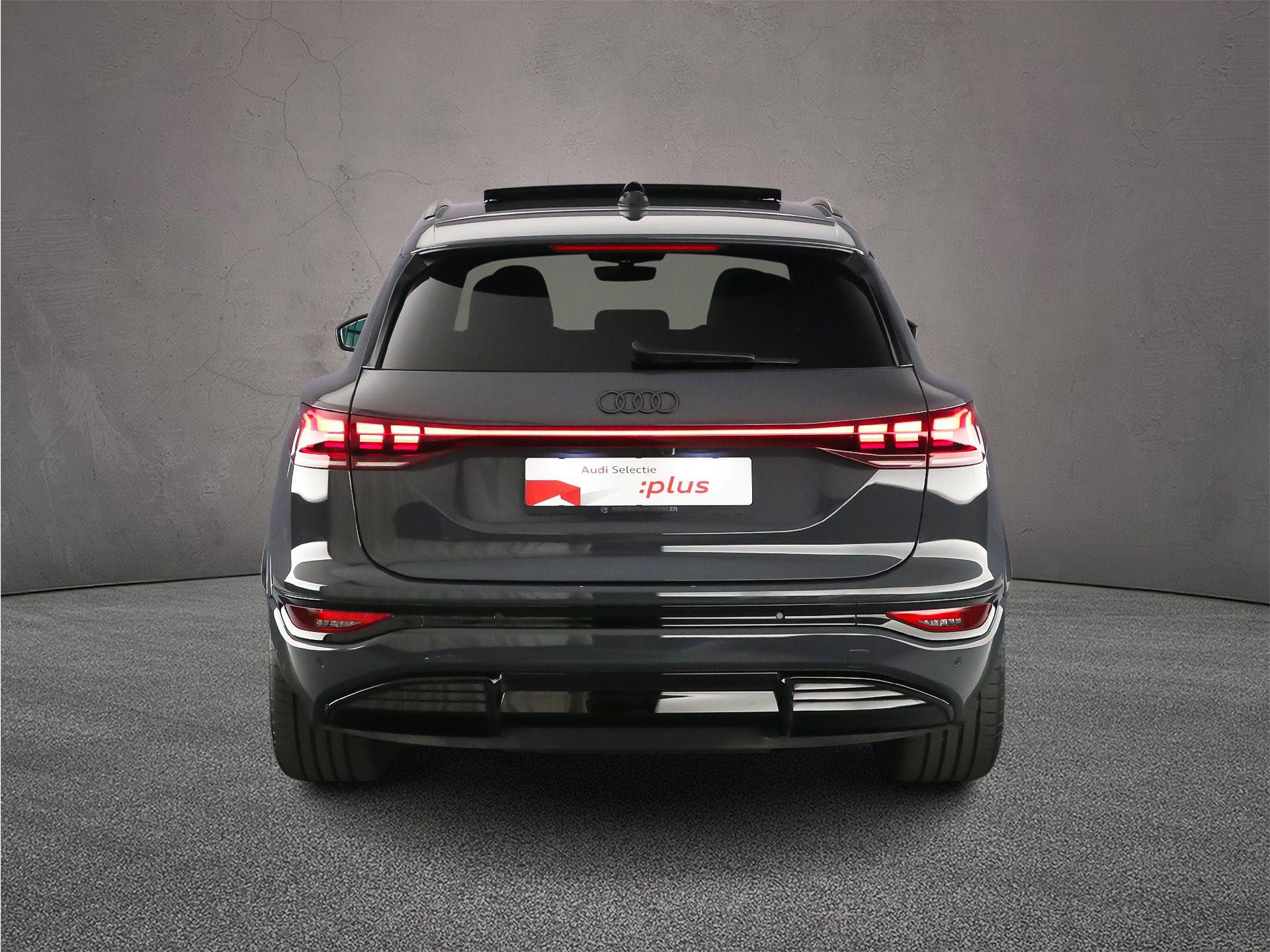 Hoofdafbeelding Audi SQ6