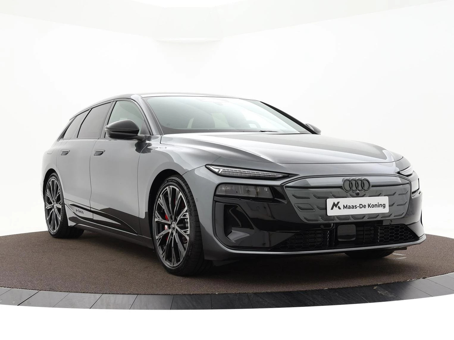 Hoofdafbeelding Audi S6 Avant e-tron