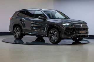 Volkswagen Tayron 1.5 eHybrid R-Line Edition | Black Style | Trekhaak | Panoramadak | 20 inch |