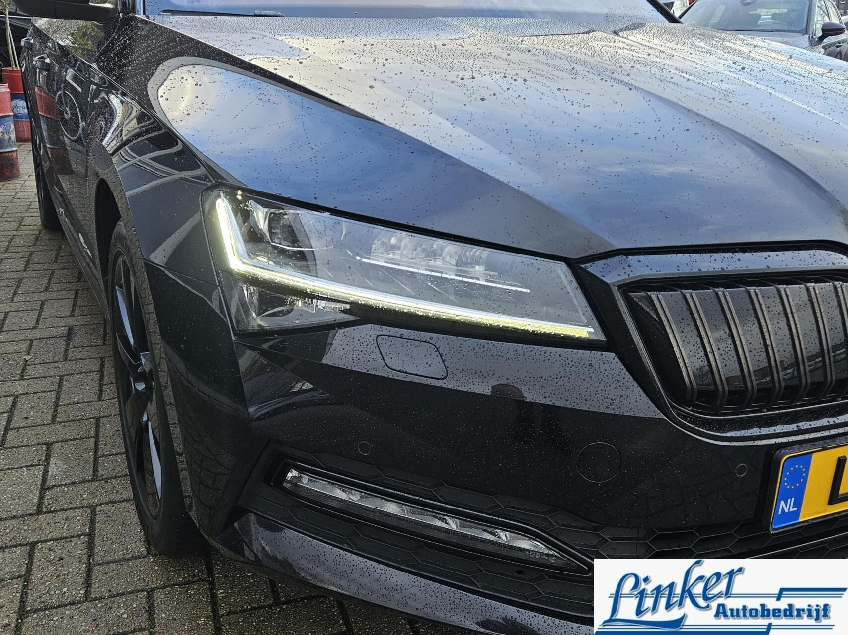 Hoofdafbeelding Škoda Superb