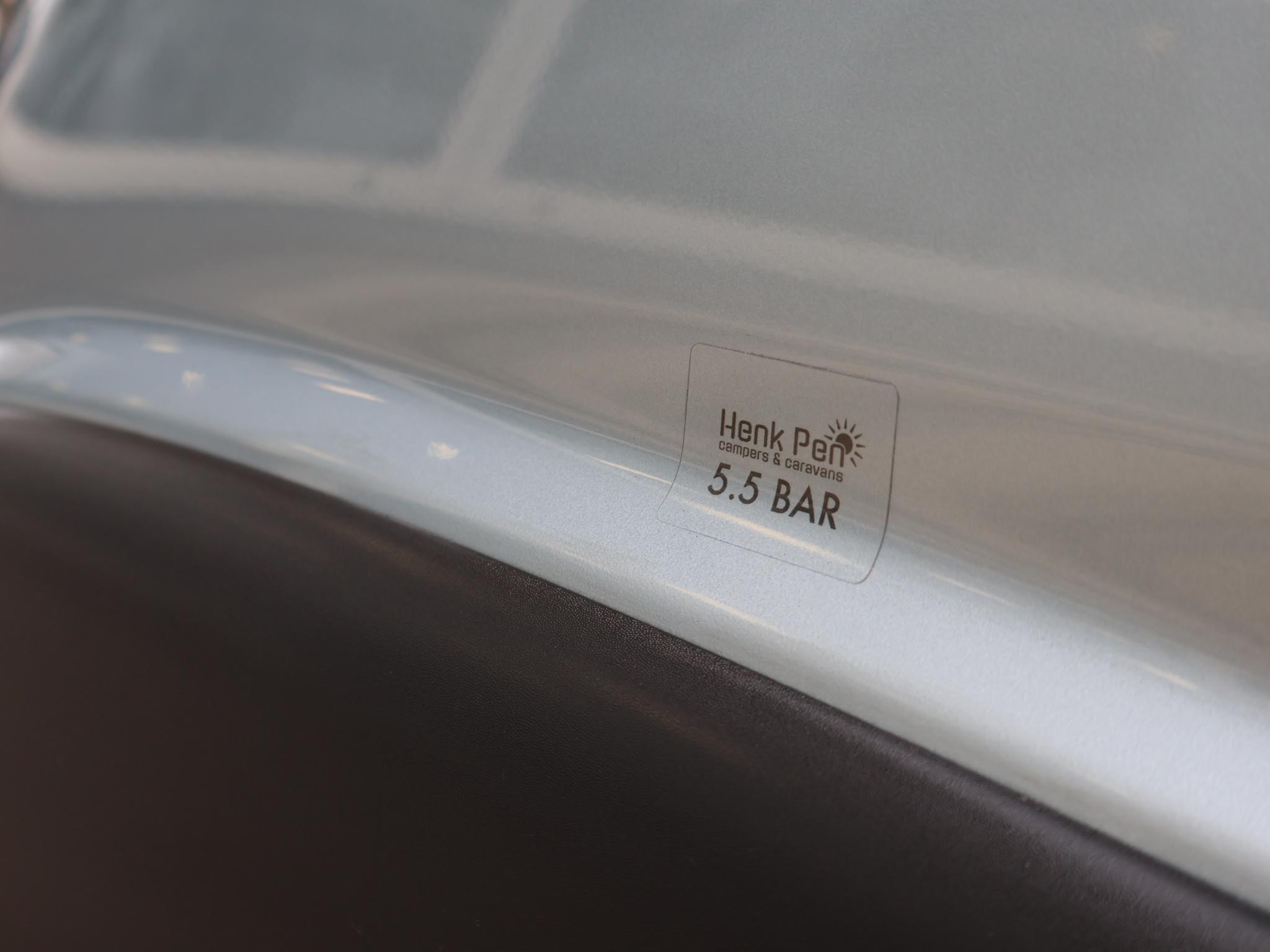 Hoofdafbeelding Pössl Summit 640