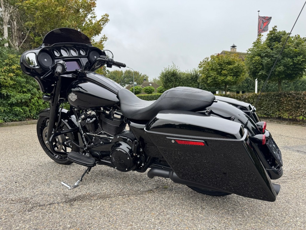 Hoofdafbeelding Harley-Davidson Street Glide