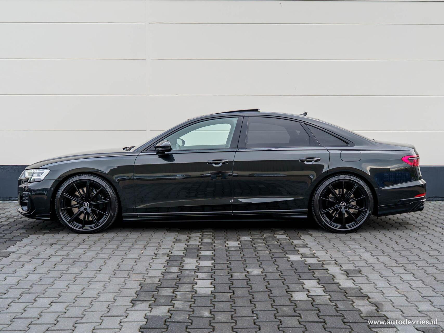 Hoofdafbeelding Audi A8