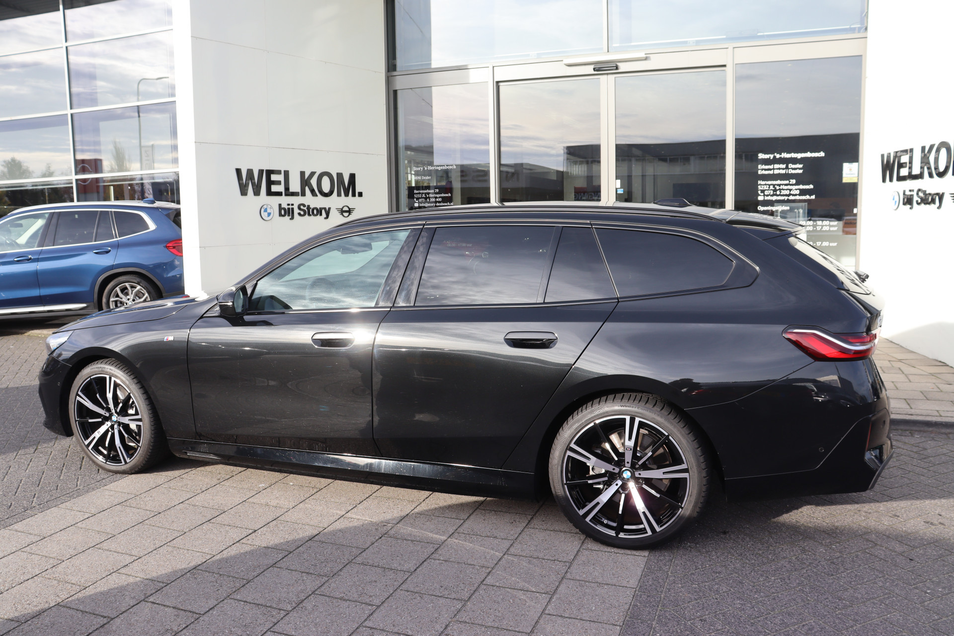 Hoofdafbeelding BMW i5