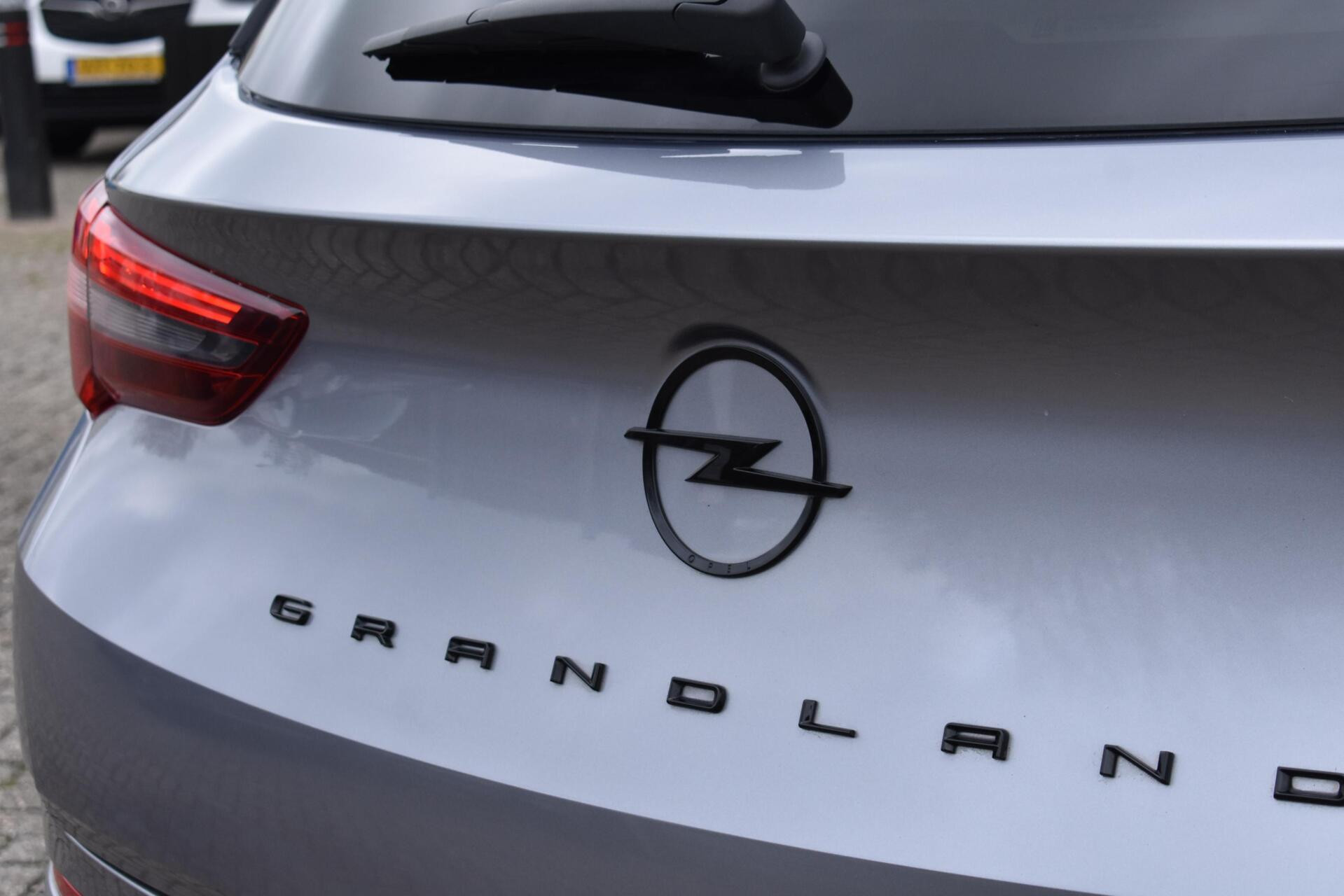 Hoofdafbeelding Opel Grandland