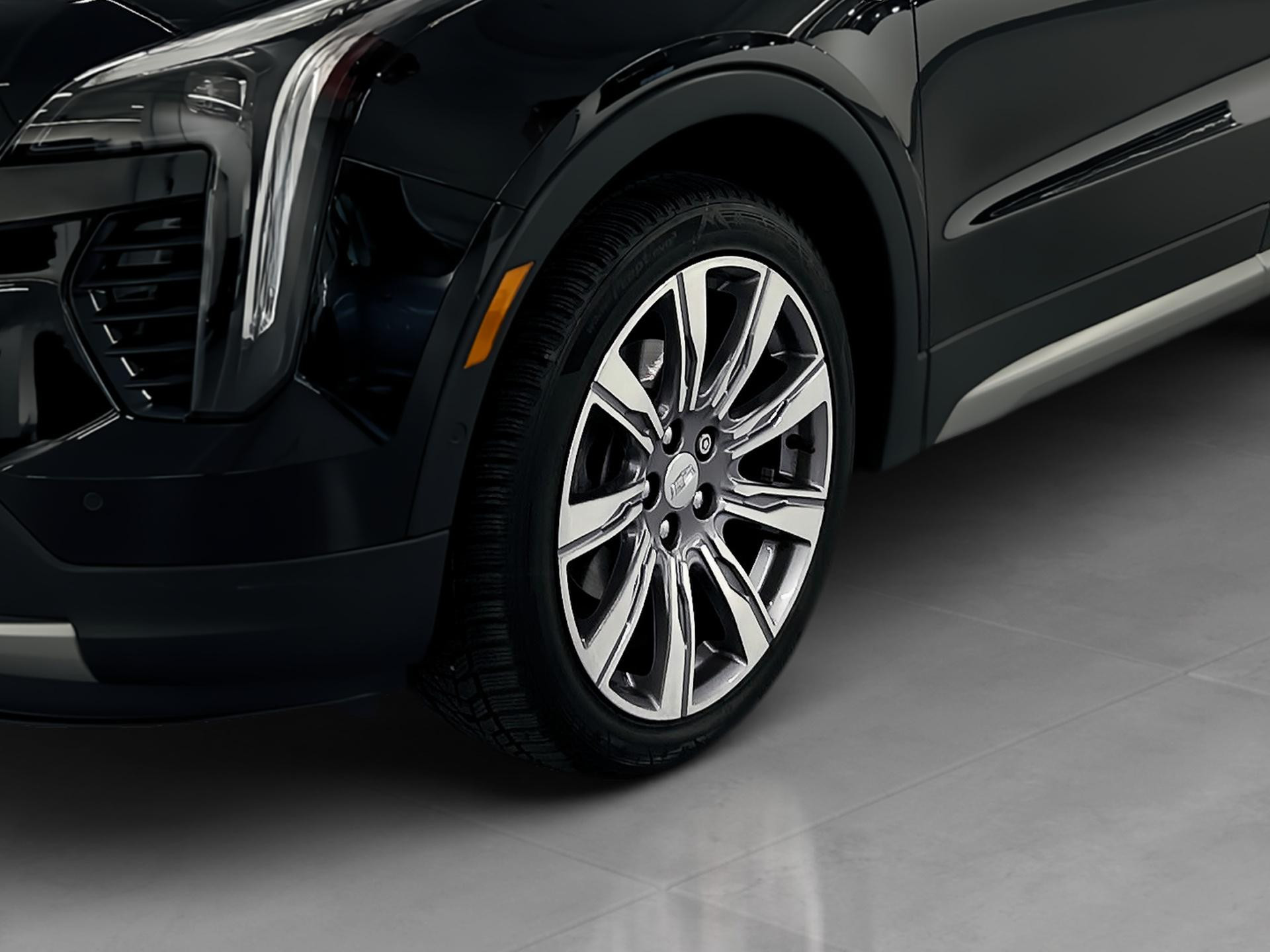 Cadillac-XT4-image-18