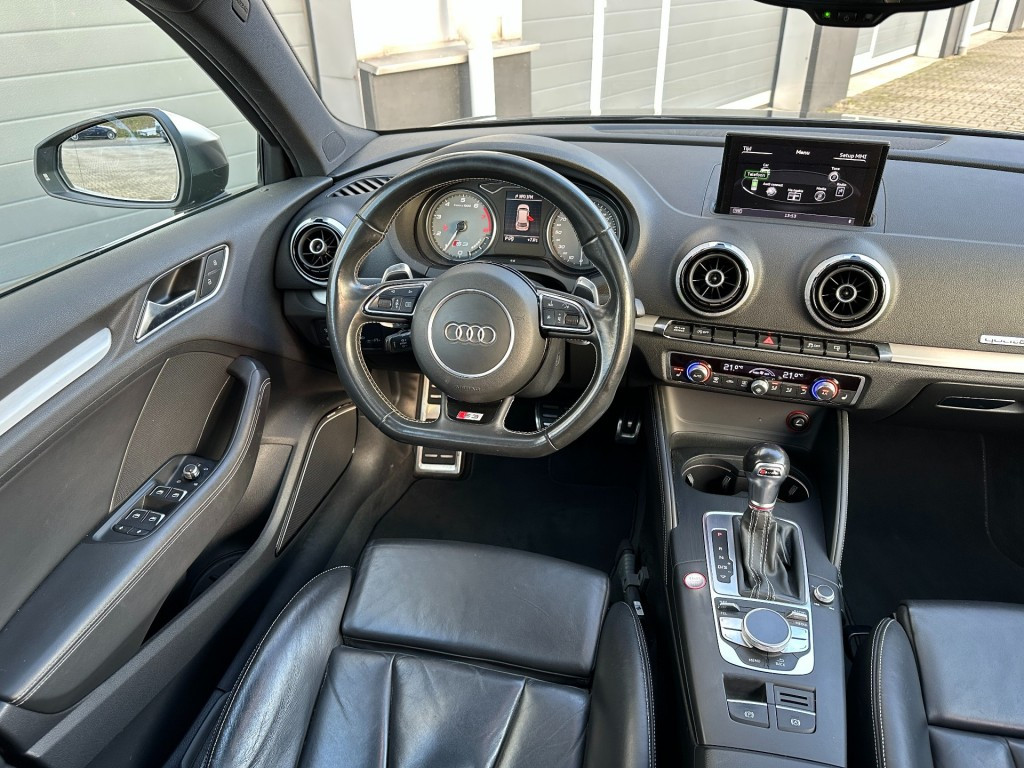 Hoofdafbeelding Audi S3
