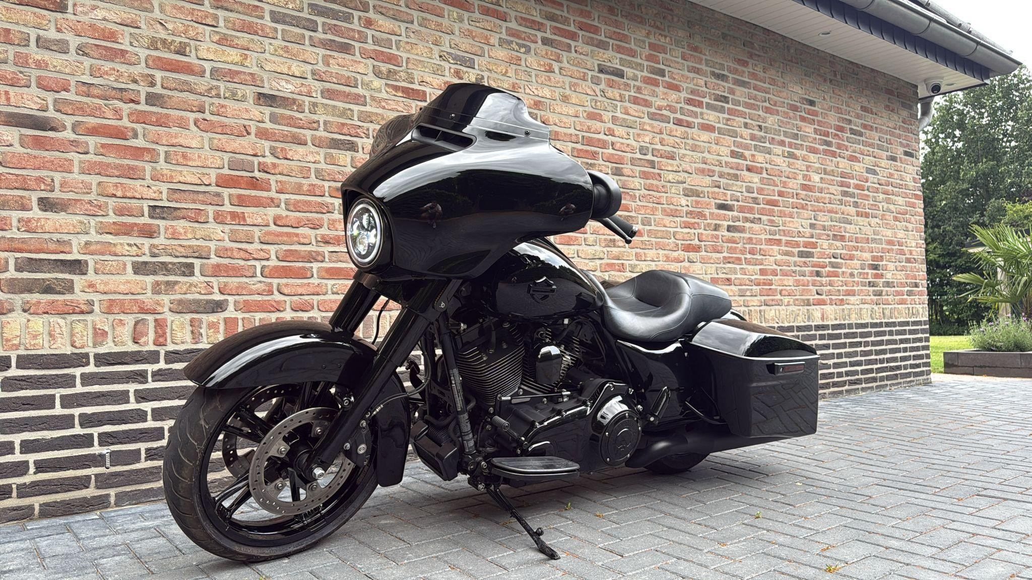 Hoofdafbeelding Harley-Davidson Street Glide