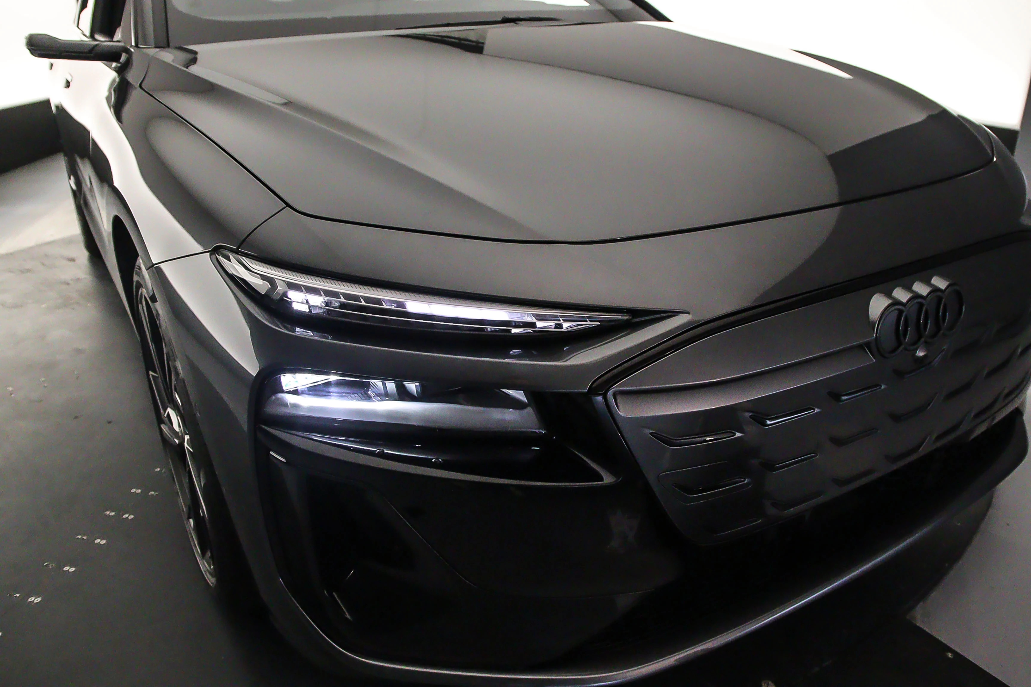 Hoofdafbeelding Audi A6 Avant e-tron